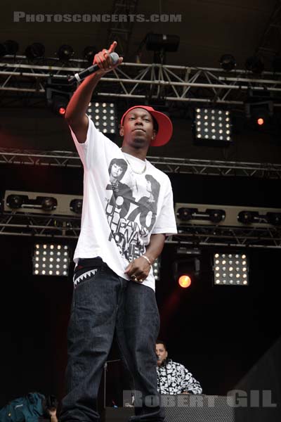 DIZZEE RASCAL - 2007-08-24 - SAINT CLOUD - Domaine National - Grande Scene - 